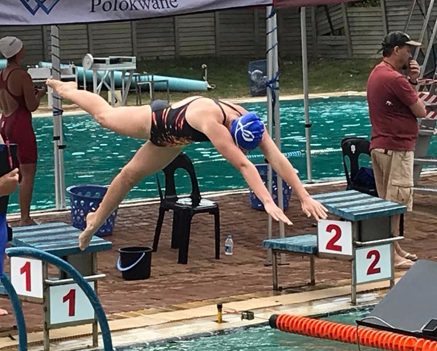 Fun and group/30440759_1892802960782552_4988573423035744256_n (edited-Pixlr).jpg